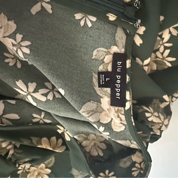 Blu Pepper Green Floral Maxi Dress - Picture 2 of 3